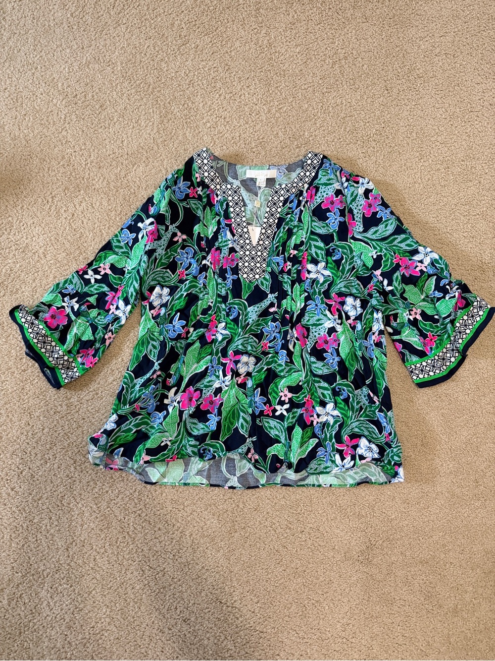 NWT Lilly Pulitzer Ellalynn Tunic in Untamed, Green and Pink Floral Print